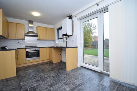 Holly Mede, Ossett - Photo 4