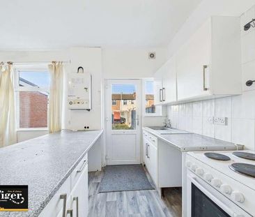 Greenwood Avenue, FY1 - Photo 6