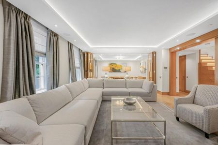 3 bedroom flat to rent - Photo 2