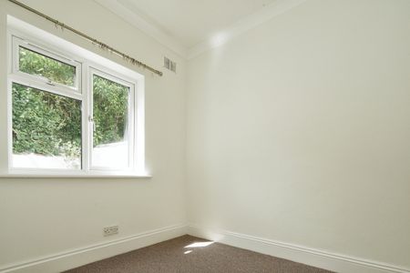 Stafford Road, Brighton - Photo 3