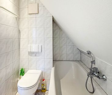 Wohnen auf zwei Ebenen mit besonderer Privatsphäre – Großzügige Mai... - Foto 6