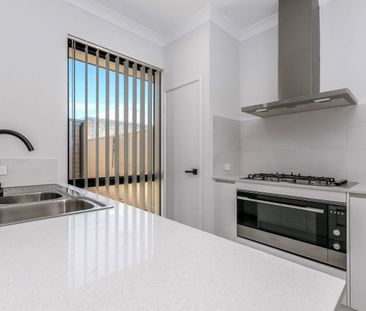 MODERN & LOW-MAINTENANCE LIVING IN HARRISDALE GREEN - Photo 6