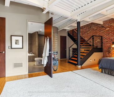 Chambers Courtyard Lofts , #103 - Photo 3