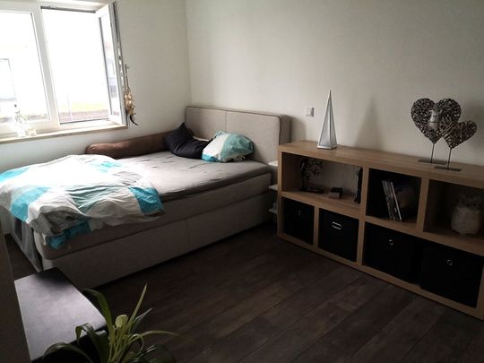 Exklusive Charmante 2 Zimmer-Wohnung mit Terrasse! - Photo 1