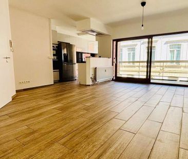 Appartement te huur in Lessines voor € 800 met 2 slaapkamers - Photo 4
