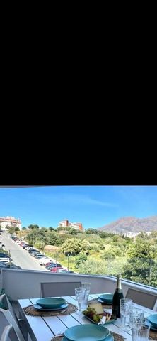 Luxury Apartment for rent in Estepona, Andalusia - Photo 2