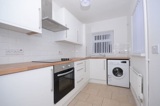 103 Donegall Avenue, Belfast BT12 6LT - Photo 1