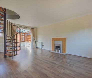 2 bedroom property to rent - Photo 2