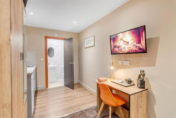 Studio to rent - Photo 1