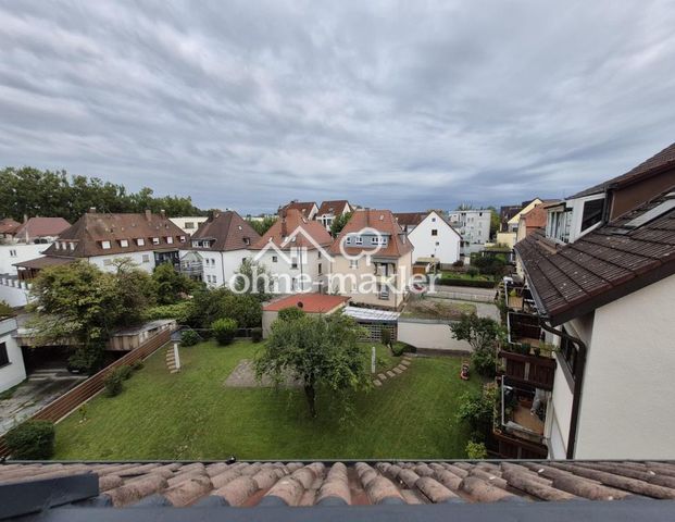 Dachgeschosswohnung in Friedrichshafen - Photo 1