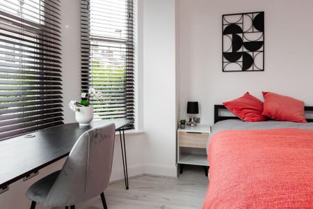 2 bedroom flat to rent - Photo 3