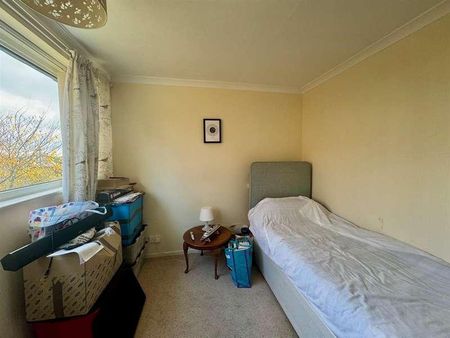 Chestnut Courtavenue Roadmalvernworcestershire, WR14 - Photo 2