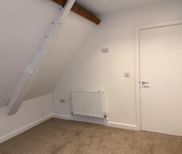 2 bedroom maisonette to rent - Photo 3