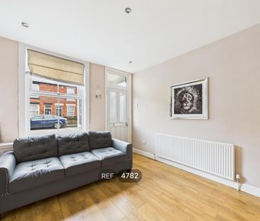 2 bedroom terraced house to rent - Photo 3