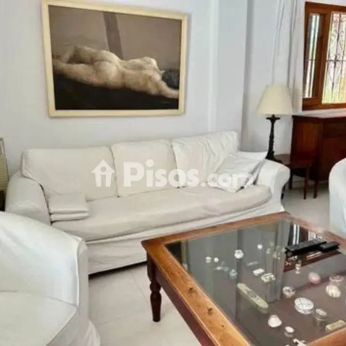 Piso en alquiler en Carrer de Jardiel Poncela - Photo 1