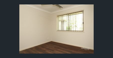 WALKING DISTANCE TO ALL LOCAL AMENITIES - Photo 3