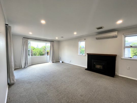 Park Road South, Akina - Photo 1