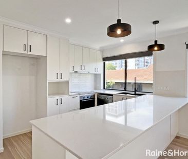 Newly Renovated 2 Bedroom Apartment In The Heart Of Gungahlin - Photo 4