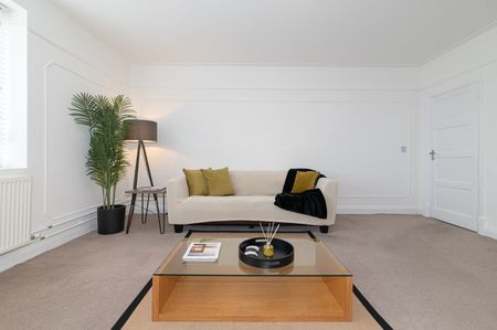 2 Bed Flat, Harrington Road, SW7 - Photo 3