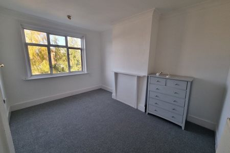 Chantry Road - Photo 3