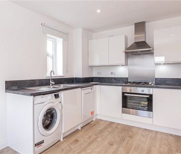 Recently built three bedroom semi-detached with garden and driveway... - Photo 3