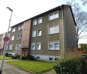 Schöne 3-R-Wohnung mit Balkon, ideal als kleine Familie! - Photo 2