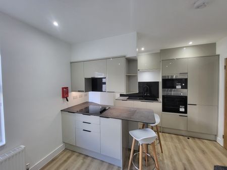 Penryn, Cornwall - Photo 5