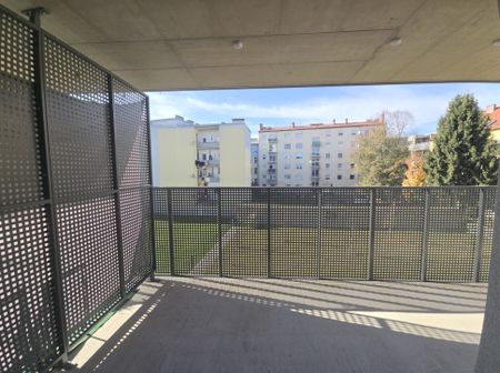 Geförderte, neuwertige 2 Zimmer Wohnung mit großem BALKON in Innenhoflage - Puchstraße 44 - Top 009 - Photo 2