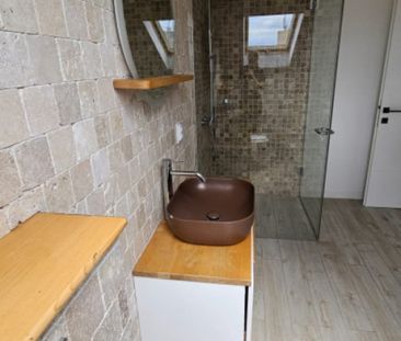 Apartament cochet la mansardă, complet mobilat & utilat, dr - Photo 4
