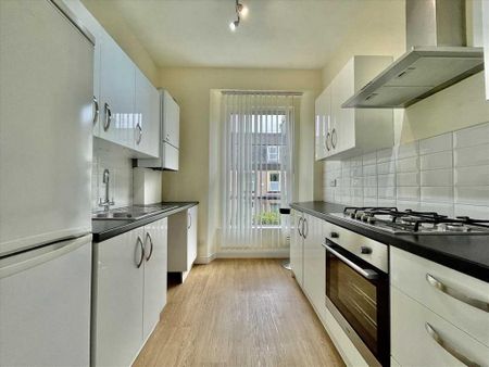 2 bedroom apartment to rent - Photo 2