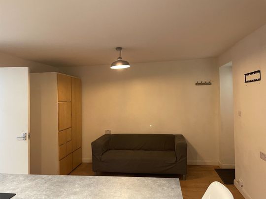 1 Bed Flat, Foxley Road, SW9 - Photo 1
