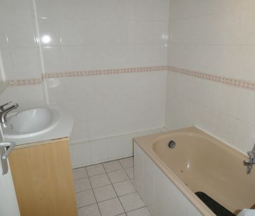 Location Appartement 3 pièces 82m² AVON 77210 - Photo 3