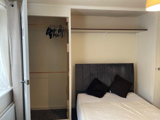 To Let: Durham Road, Stockton-On-Tees, TS19 0QA - Photo 1