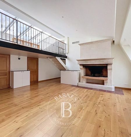 Appartement • Chaillot - Photo 2