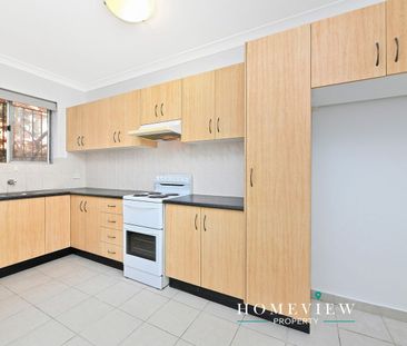 Stylish and Convenient - Photo 1
