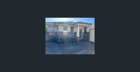 Great Location in the Heart of Beaconsfield - Photo 5