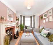 3 bed House - End Terrace for Rent - Photo 6