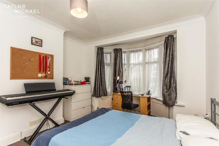 6 bedroom semi-detached house to rent - Photo 4