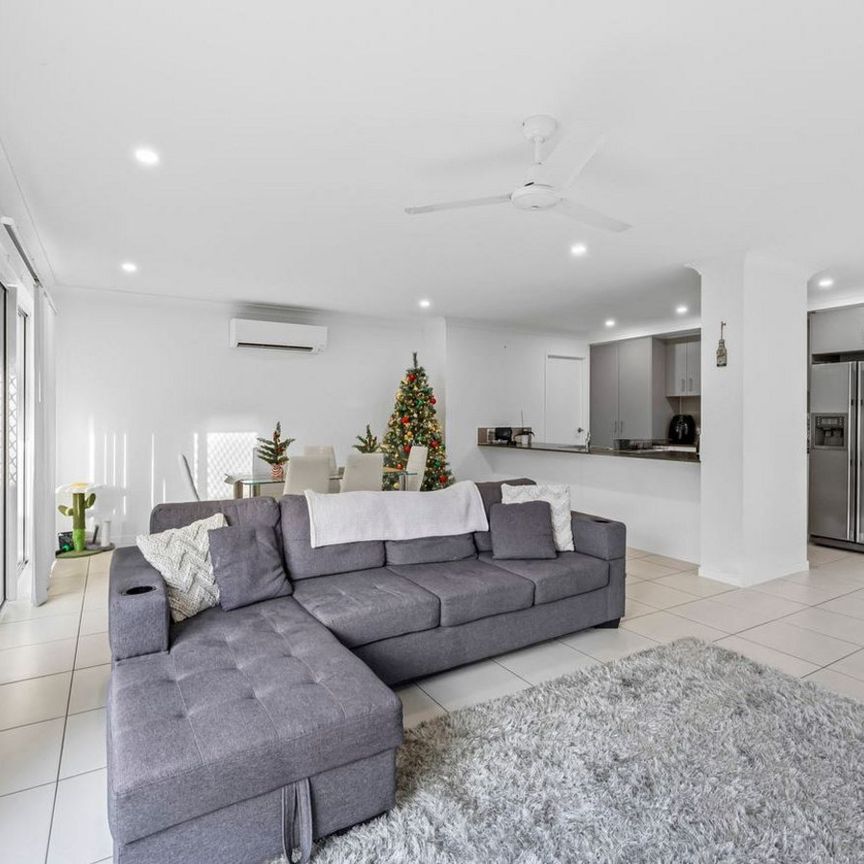33 Highgate Drive, Flagstone - Photo 1