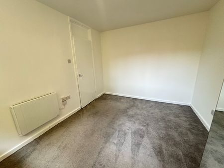 2 bedroom maisonette to rent - Photo 5