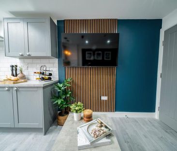 1 bedroom in a house share to rent - Photo 2