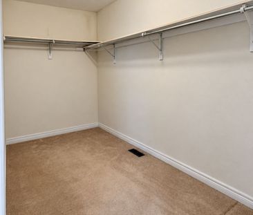 For Lease - 23 Limeridge Street, Aurora, Ontario - Photo 6