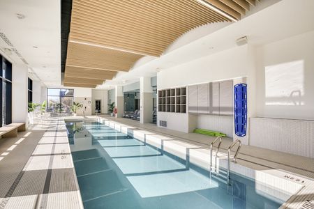 Luxo Place - Ottawa’s Ultimate Luxury Rental with Unmatched Amenities - Photo 4