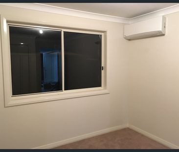 Granny Flat 2 Bedroom for Rent - Photo 2