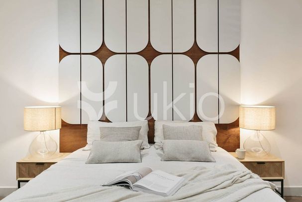 4 room luxury Flat for rent in Barcelona, Catalonia - Photo 1