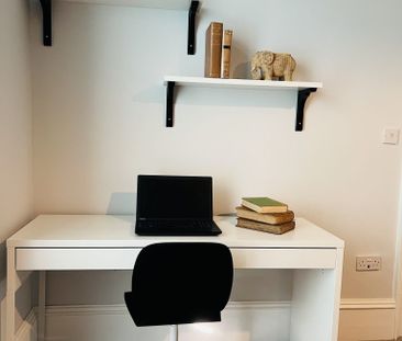 BEDROOM 6 – SMALL DOUBLE ENSUITE - Photo 5