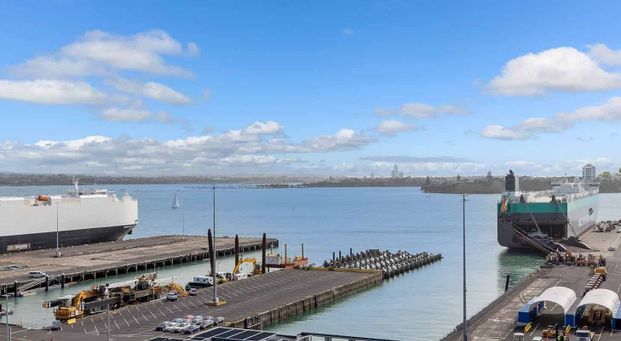 One bedroom with amazing view in Scene One apartme - Photo 1