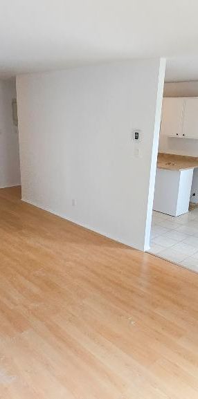 Grand logement rénové, 5 1/2 à Candiac. ch Haendel, devant école - Photo 1