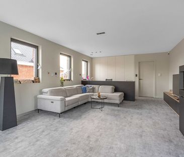 Ruim en energiezuinig duplex penthouse op toplocatie in Retie - Photo 4