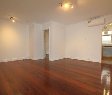 Thinking of selling? Contact our agent - Photo 6